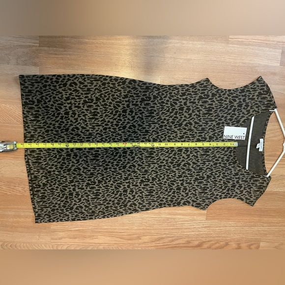 Leopard Dress - Picture 5 of 6